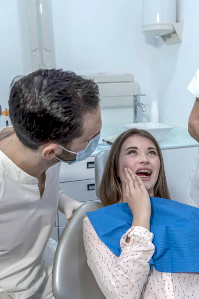 Best Emergency Tooth Extraction in Front Royal, VA